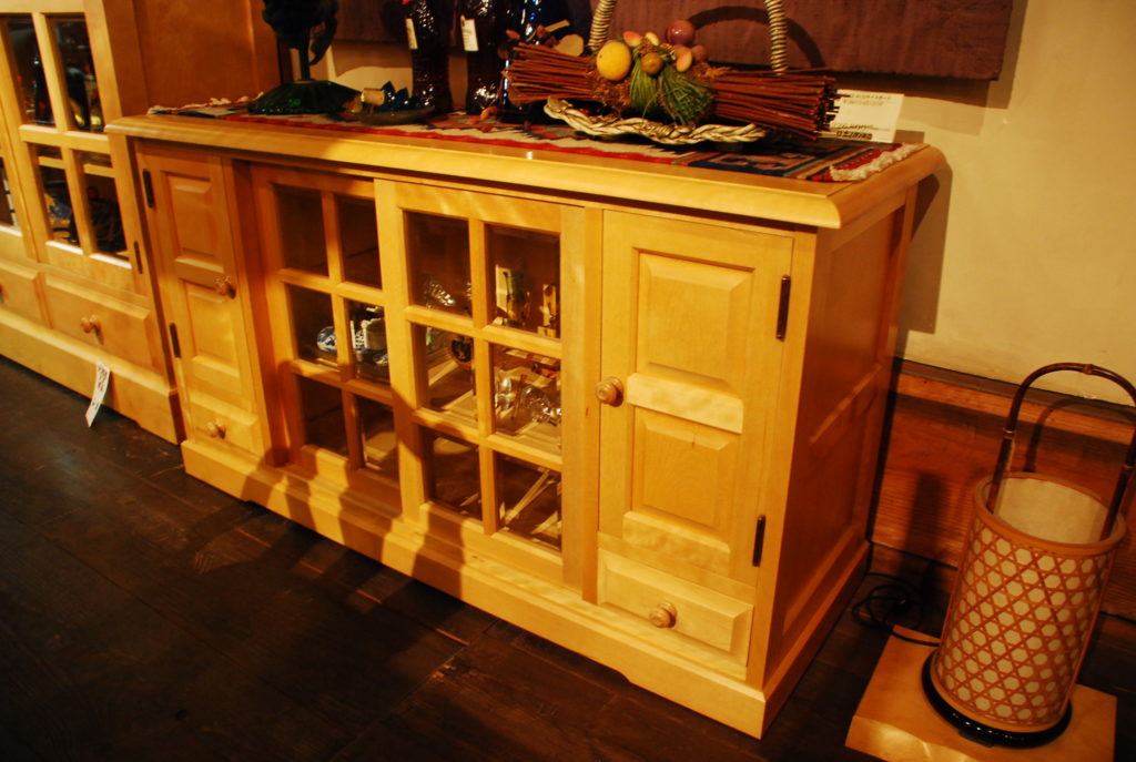 北海道民芸家具 ＃135サイドボード - 暮らしの道具 吉山